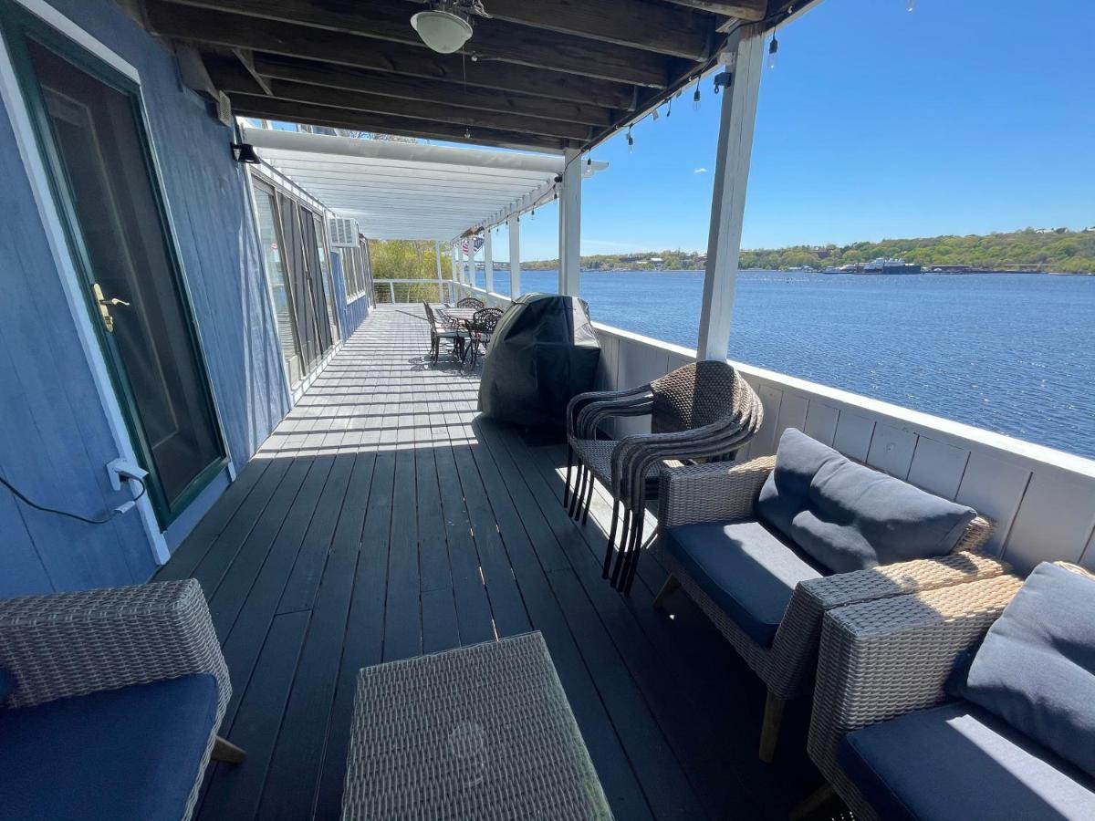 Spectacular Home With A Amazing Ocean - River View Groton Exterior foto