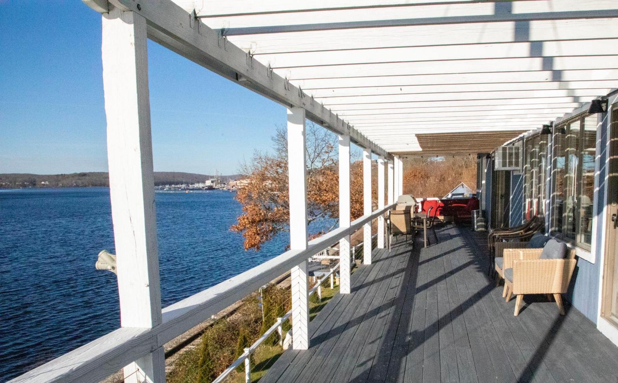 Spectacular Home With A Amazing Ocean - River View Groton Exterior foto